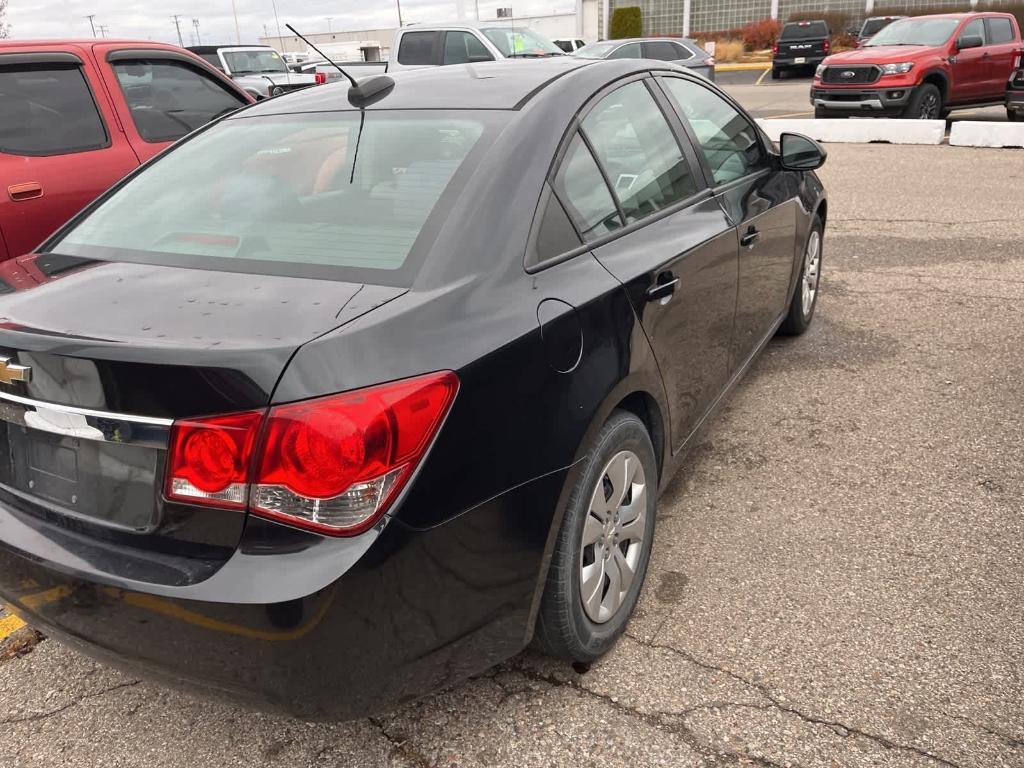 used 2015 Chevrolet Cruze car, priced at $6,600