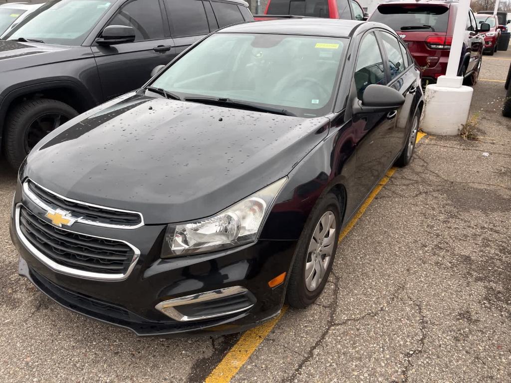 used 2015 Chevrolet Cruze car, priced at $6,600