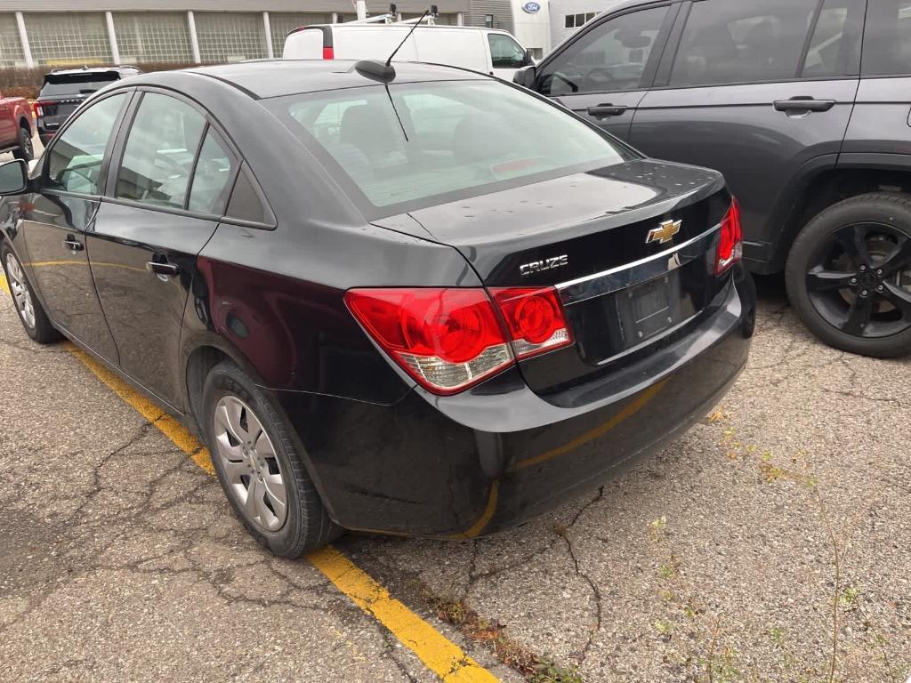 used 2015 Chevrolet Cruze car, priced at $6,600