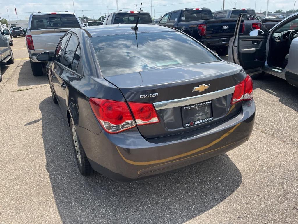 used 2014 Chevrolet Cruze car, priced at $2,900