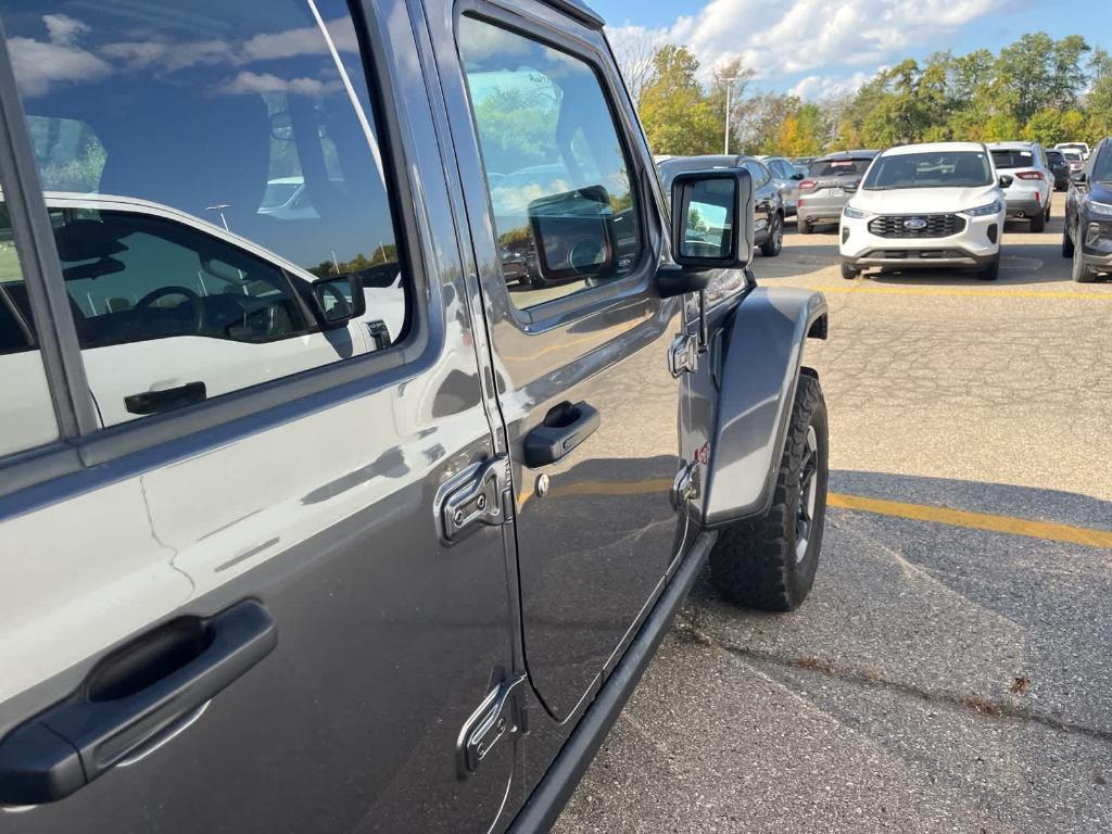 used 2021 Jeep Wrangler Unlimited car, priced at $37,595