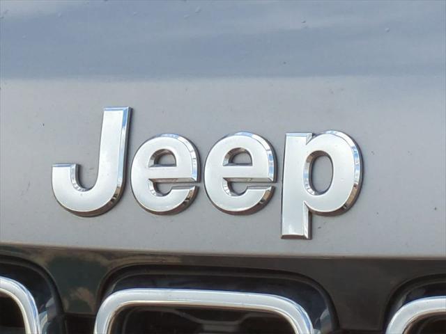 used 2021 Jeep Grand Cherokee car, priced at $23,895