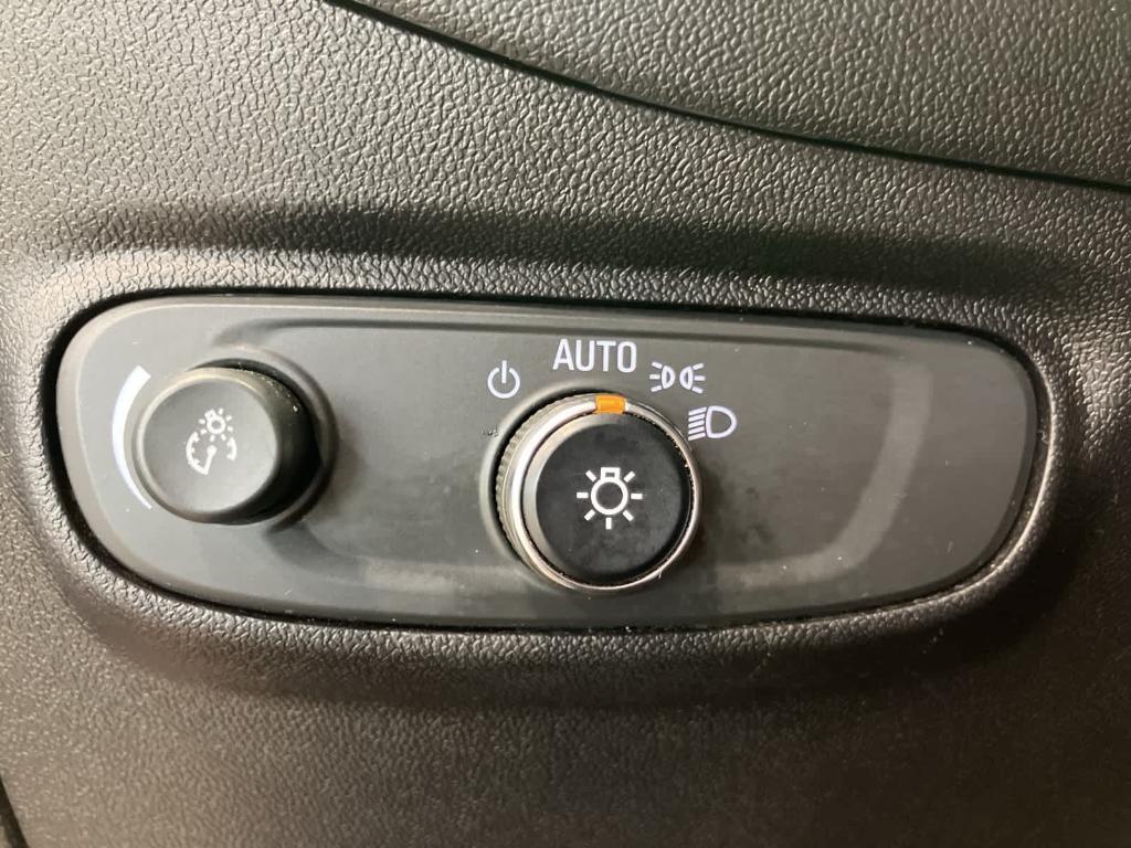 used 2019 Chevrolet Equinox car, priced at $15,900