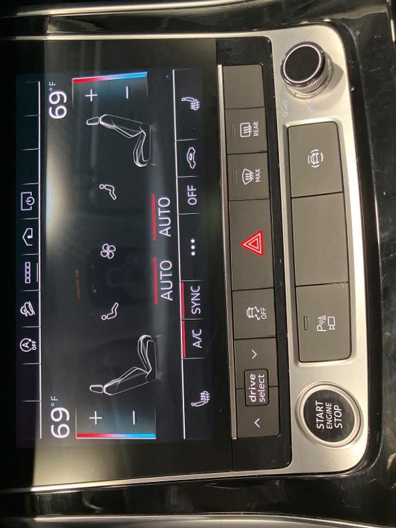 used 2023 Audi Q7 car, priced at $33,900