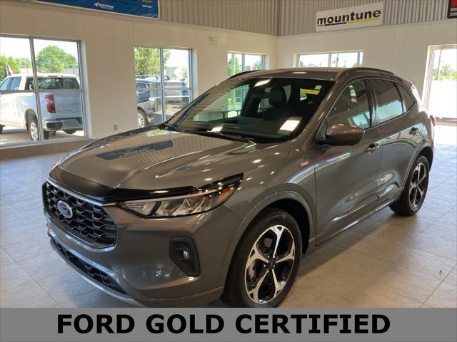 used 2023 Ford Escape car, priced at $25,995