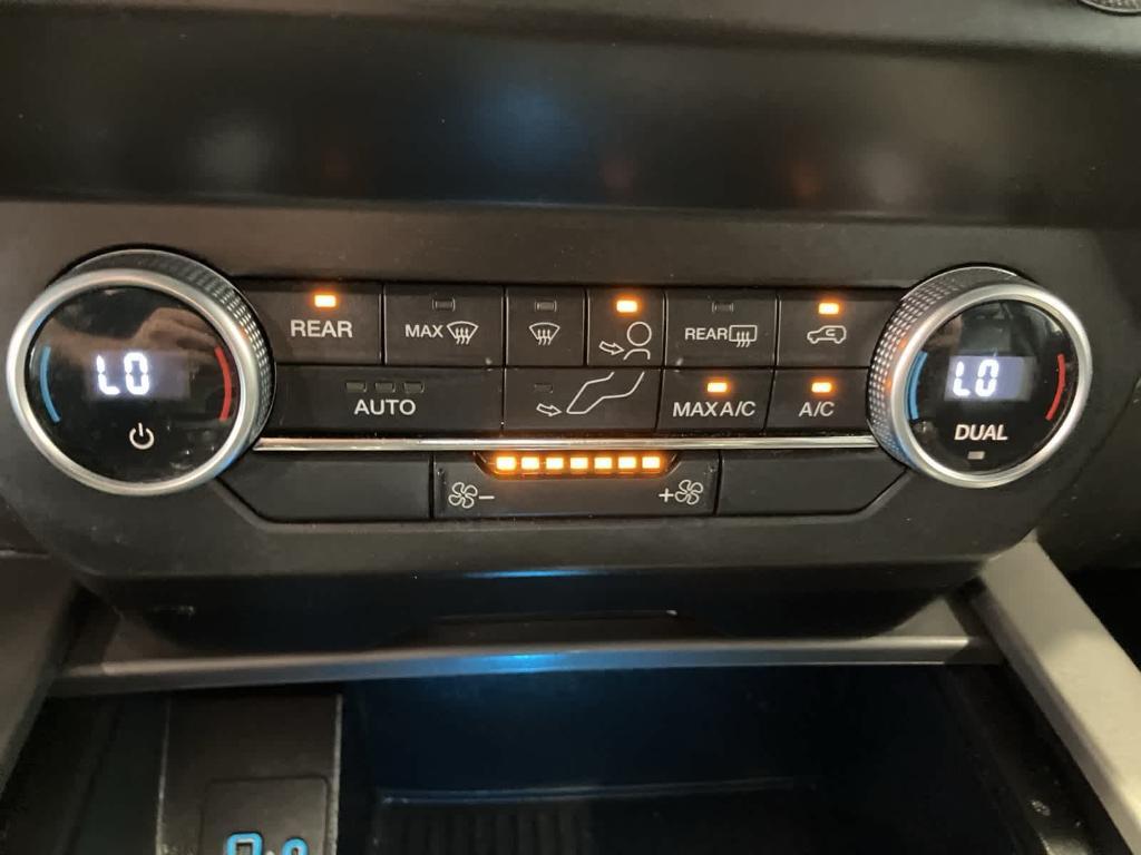used 2020 Ford Expedition Max car, priced at $29,900