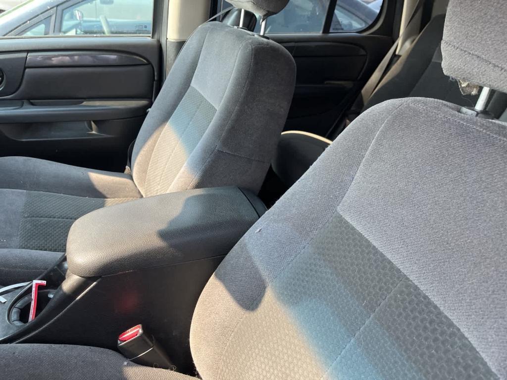 used 2008 GMC Envoy car, priced at $2,900