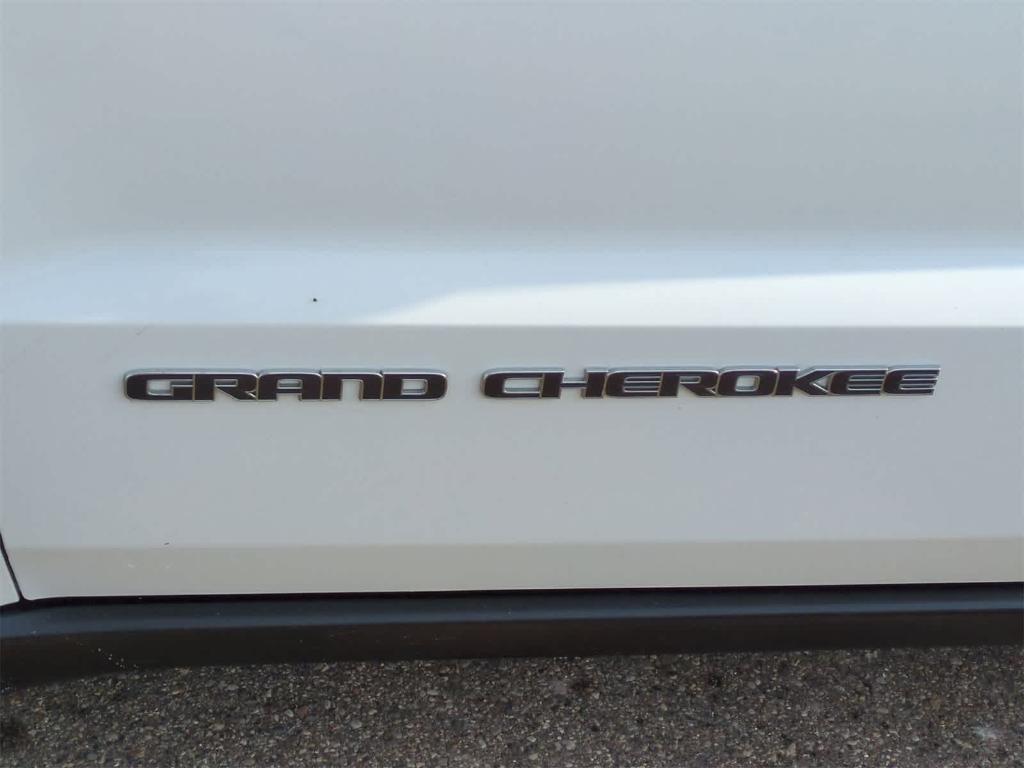 used 2018 Jeep Grand Cherokee car, priced at $20,900