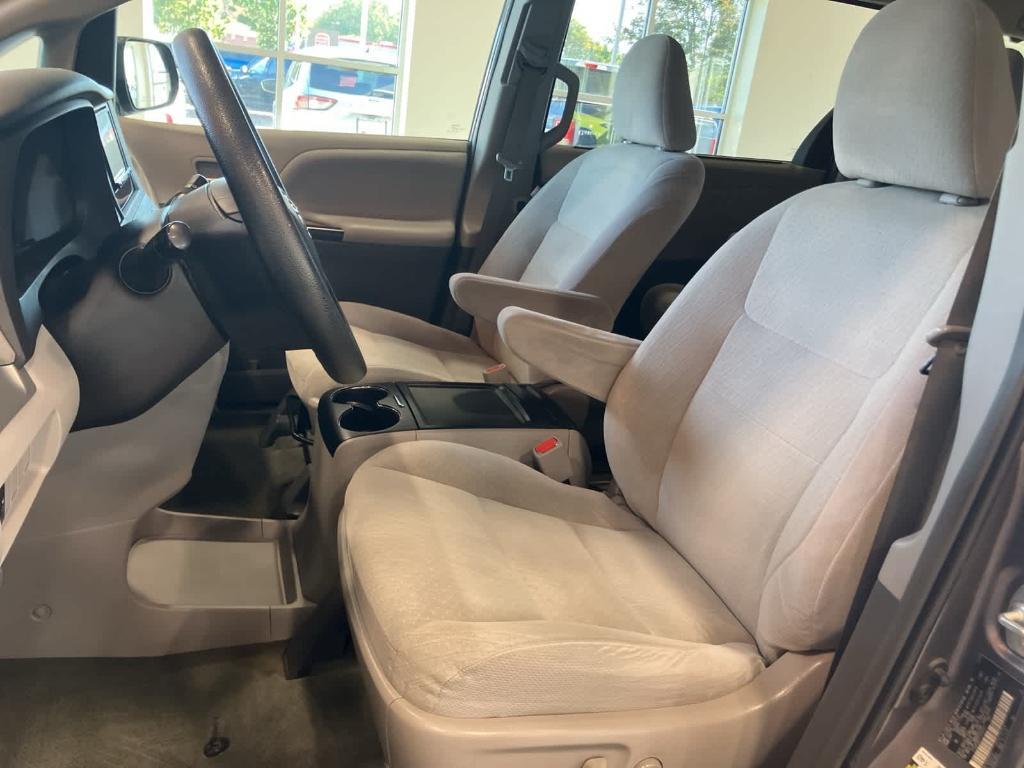 used 2015 Toyota Sienna car, priced at $18,800