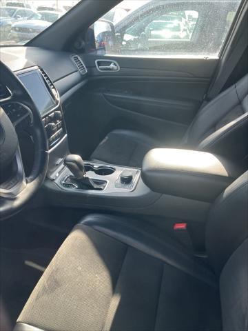 used 2022 Jeep Grand Cherokee WK car, priced at $23,900