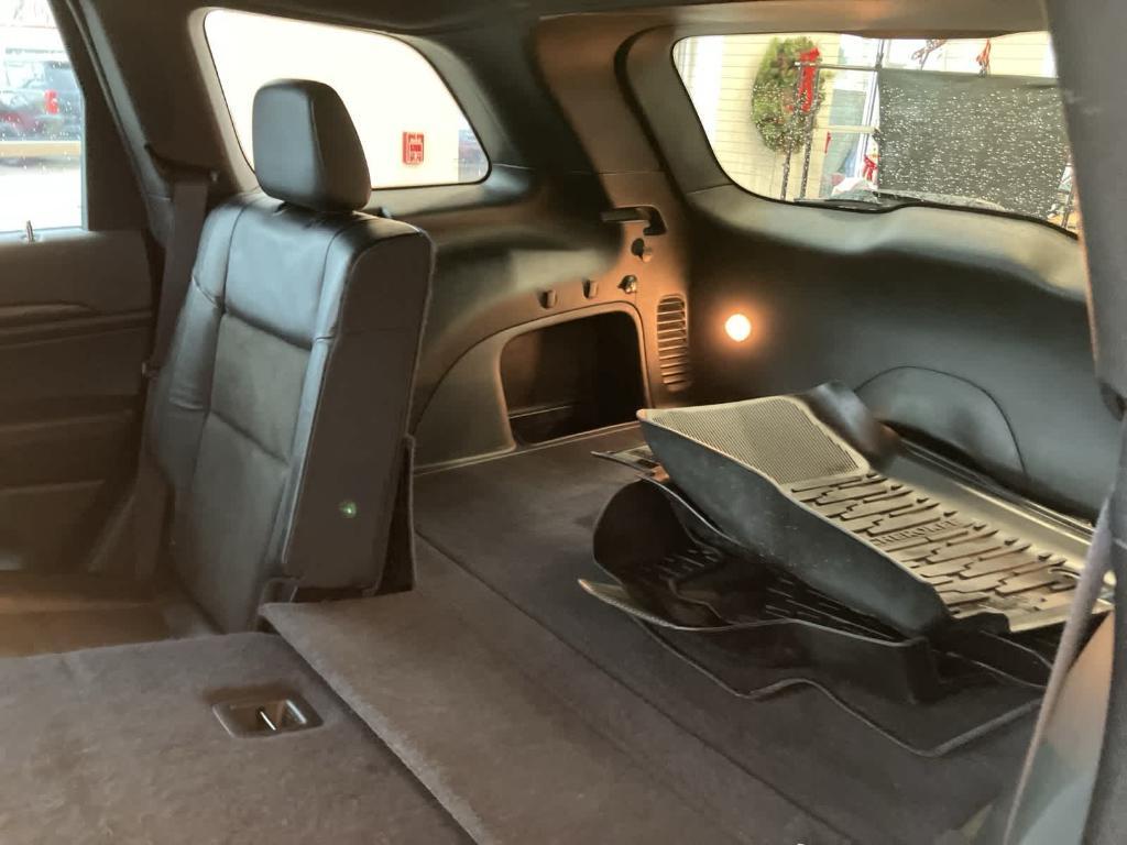 used 2022 Jeep Grand Cherokee WK car, priced at $23,900