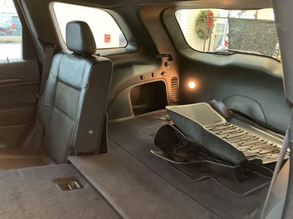 used 2022 Jeep Grand Cherokee WK car, priced at $21,900