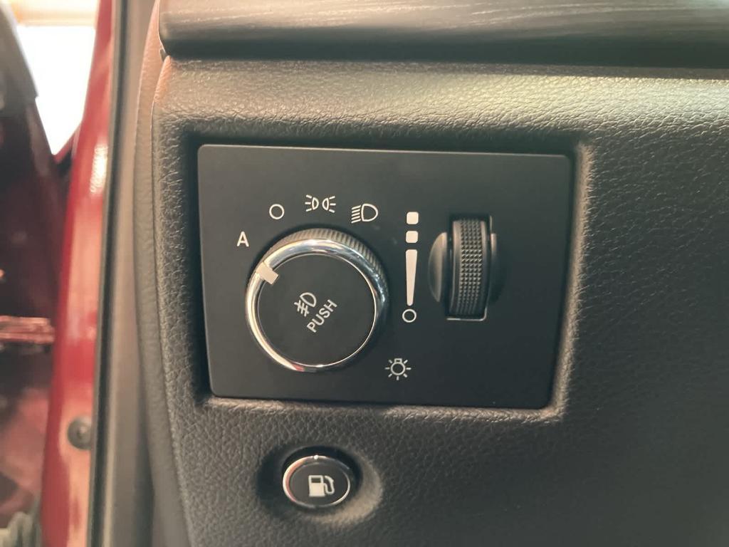 used 2022 Jeep Grand Cherokee WK car, priced at $23,900
