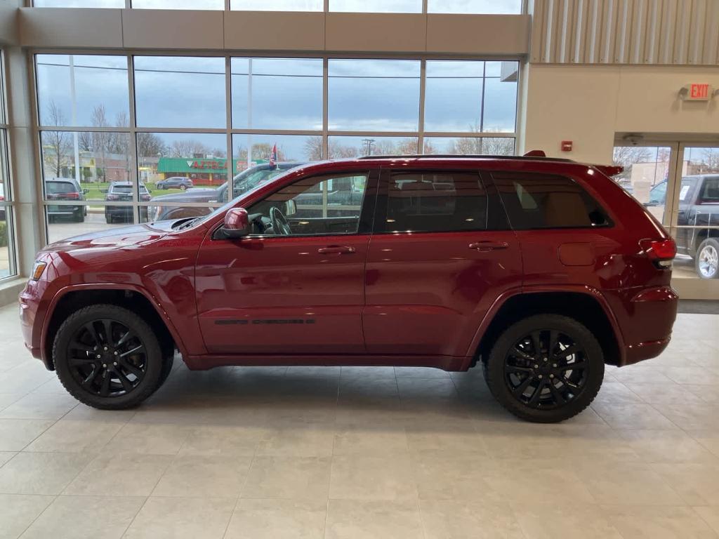 used 2022 Jeep Grand Cherokee WK car, priced at $23,900