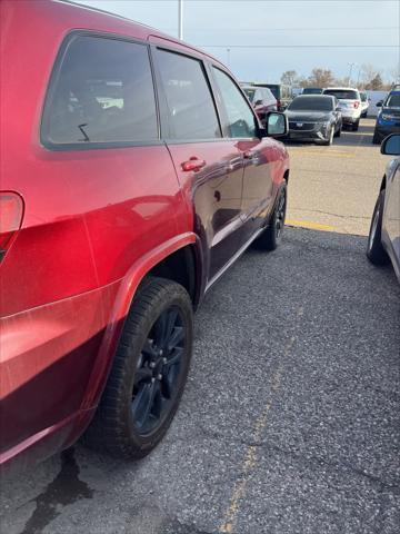 used 2022 Jeep Grand Cherokee WK car, priced at $23,900