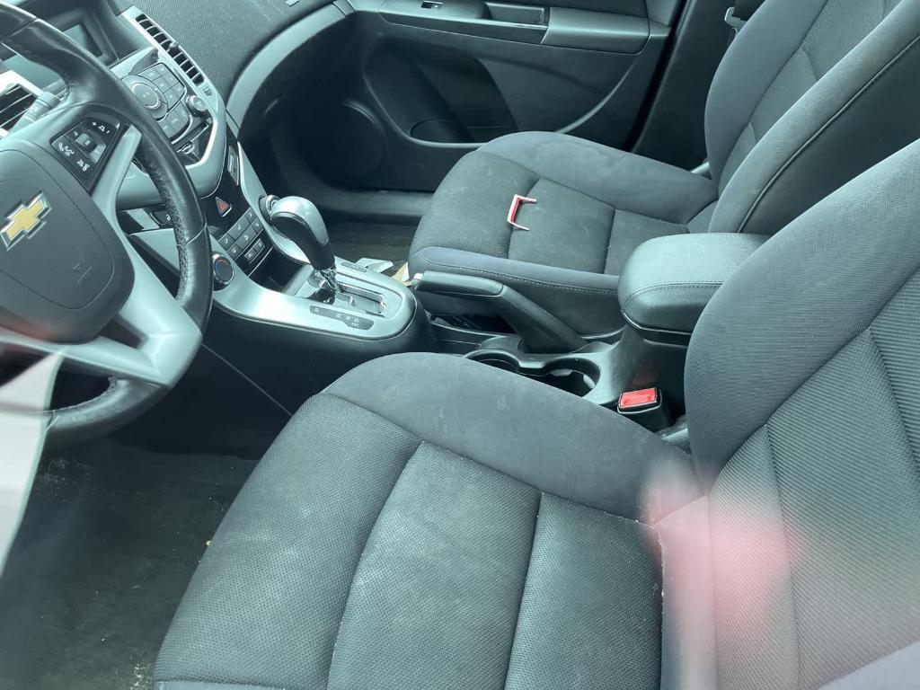used 2013 Chevrolet Cruze car, priced at $3,900