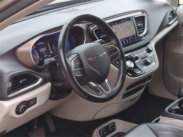 used 2018 Chrysler Pacifica car, priced at $16,500