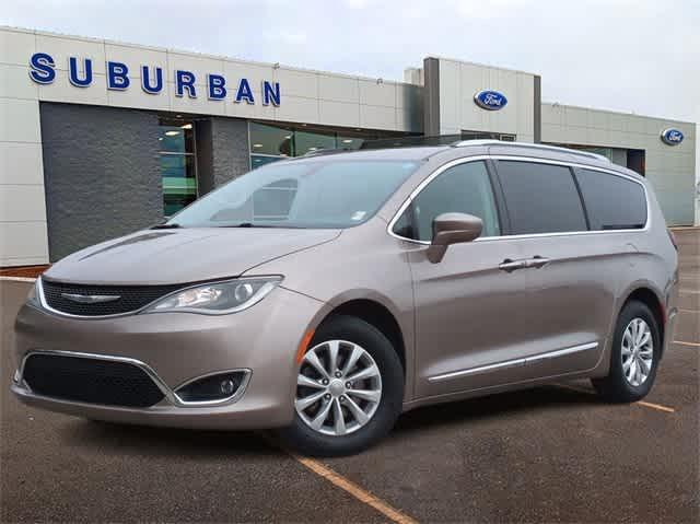 used 2018 Chrysler Pacifica car, priced at $16,500