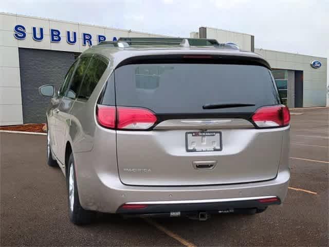 used 2018 Chrysler Pacifica car, priced at $16,500