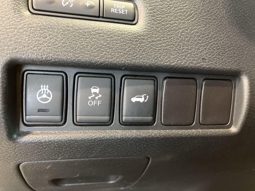 used 2017 Nissan Murano car, priced at $15,900