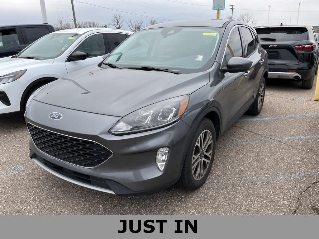 used 2022 Ford Escape car, priced at $18,995