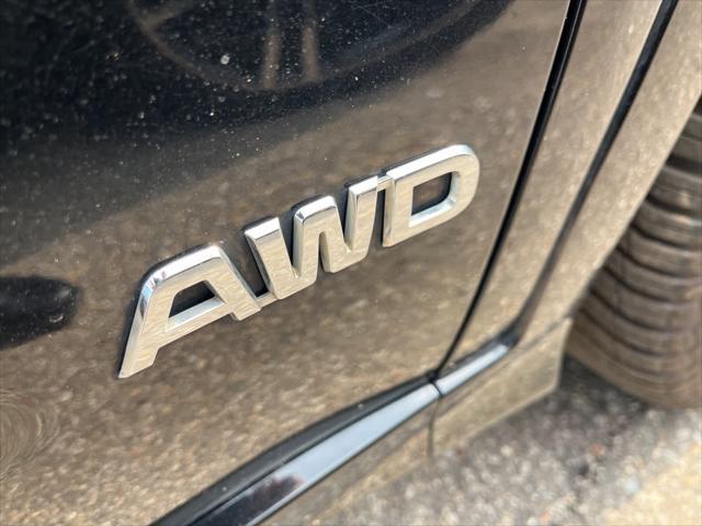 used 2015 Kia Sorento car, priced at $8,900
