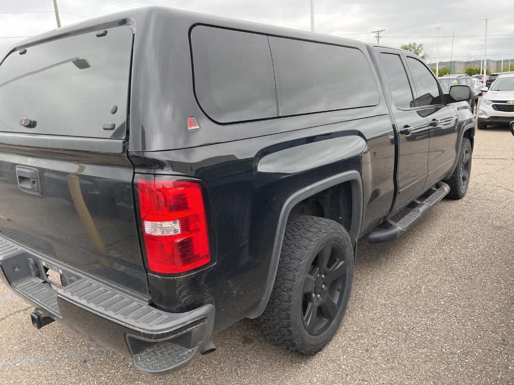 used 2018 GMC Sierra 1500 car, priced at $17,900