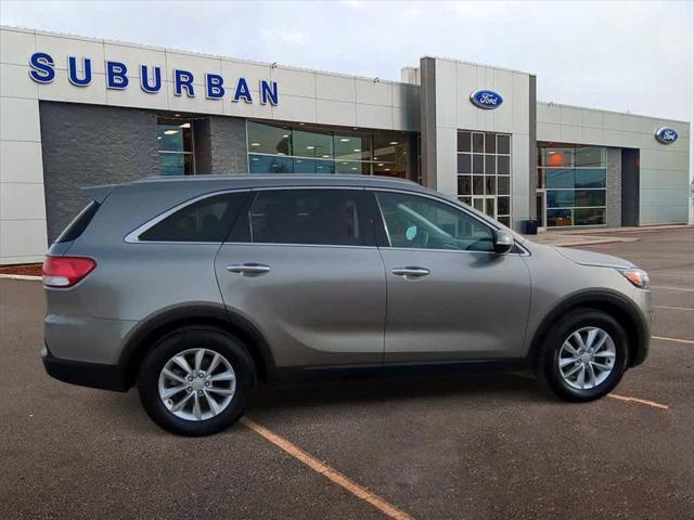 used 2016 Kia Sorento car, priced at $11,900