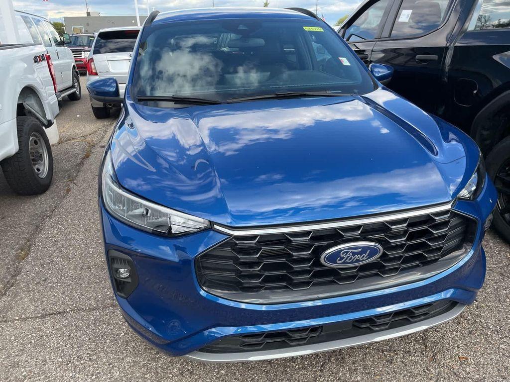used 2023 Ford Escape car, priced at $25,995