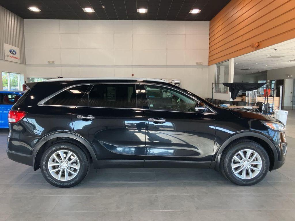 used 2016 Kia Sorento car, priced at $15,500