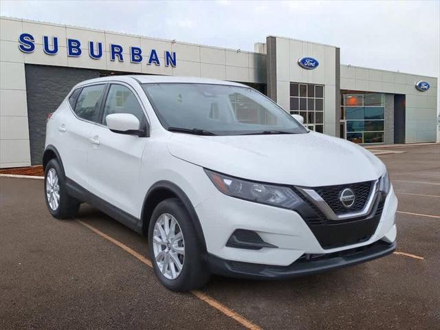 used 2021 Nissan Rogue Sport car, priced at $14,900