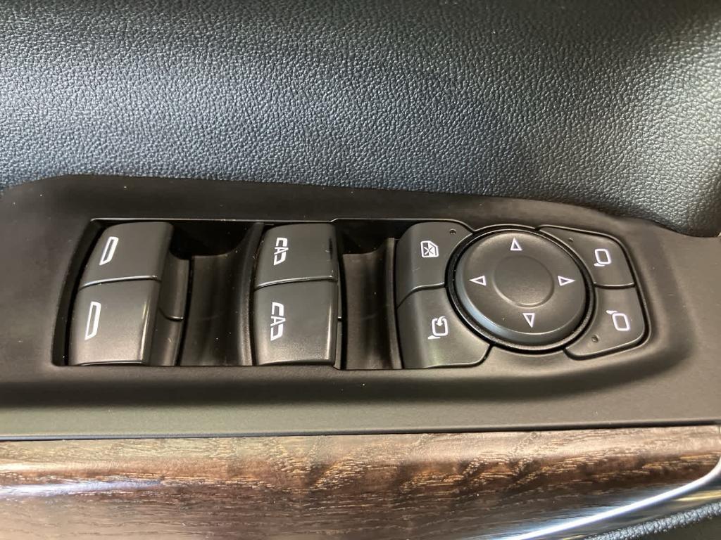 used 2021 GMC Sierra 1500 car, priced at $36,900