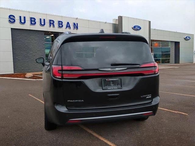 used 2021 Chrysler Pacifica car, priced at $27,995