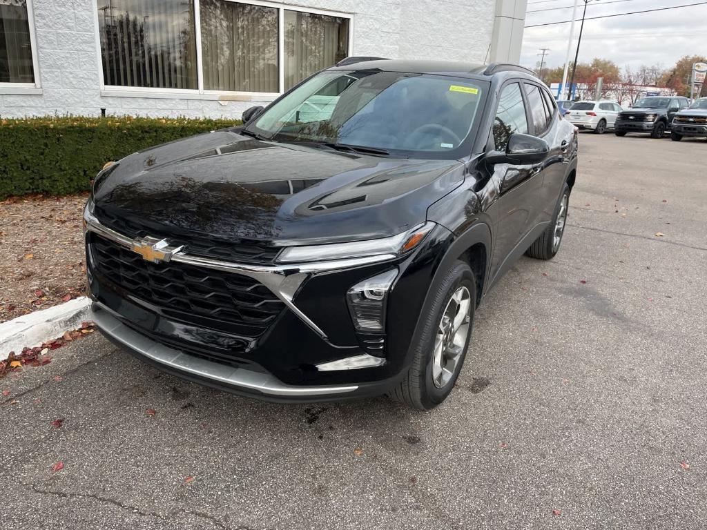 used 2025 Chevrolet Trax car, priced at $20,695