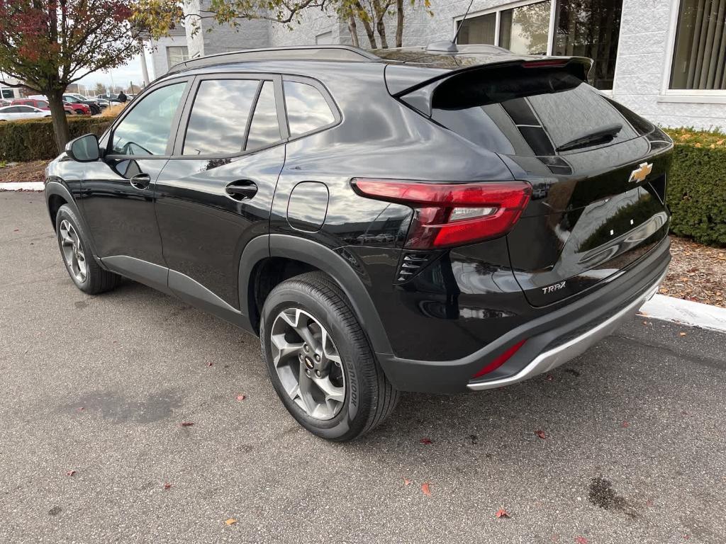 used 2025 Chevrolet Trax car, priced at $20,695
