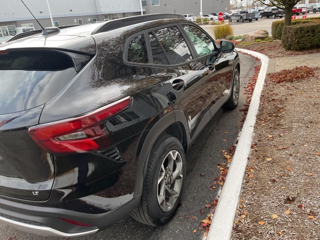 used 2025 Chevrolet Trax car, priced at $20,695