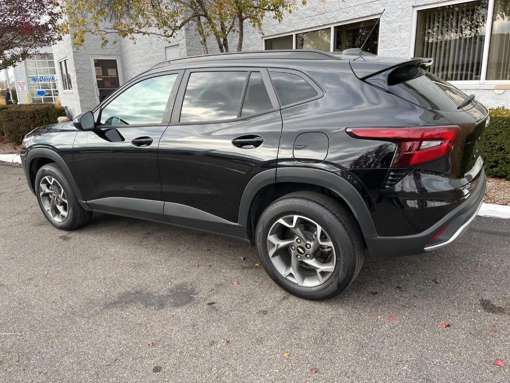 used 2025 Chevrolet Trax car, priced at $20,695