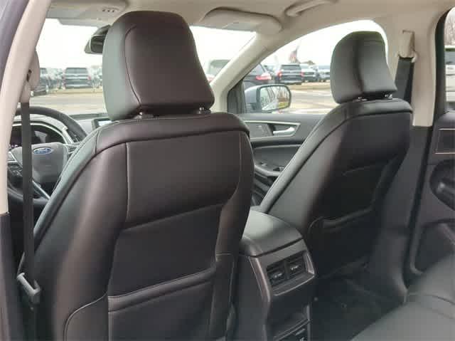 used 2021 Ford Edge car, priced at $18,900