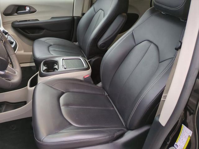 used 2024 Chrysler Pacifica car, priced at $32,995