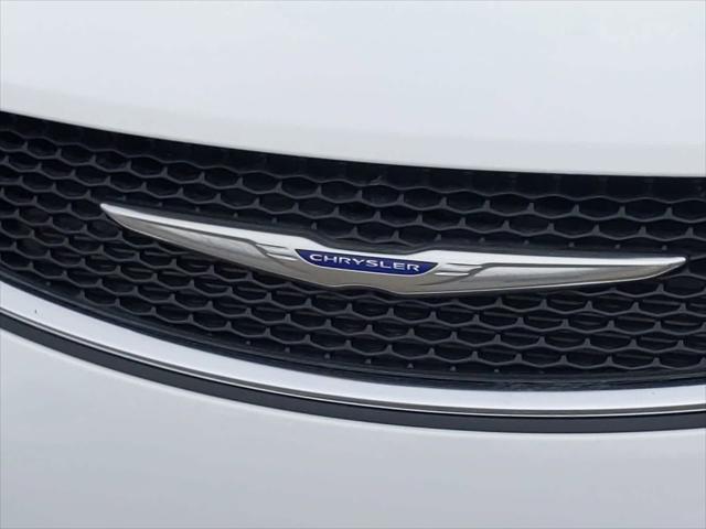 used 2020 Chrysler Pacifica car, priced at $18,500