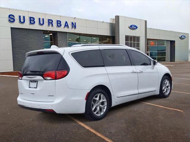 used 2020 Chrysler Pacifica car, priced at $18,500