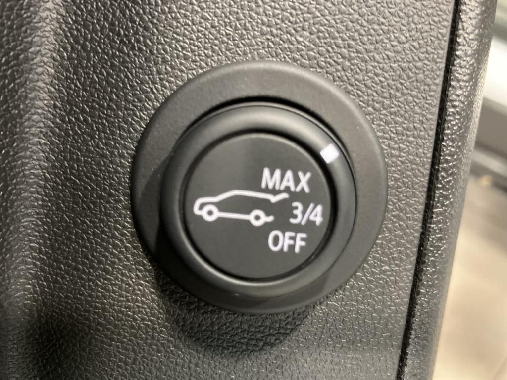 used 2022 Chevrolet Equinox car, priced at $19,995