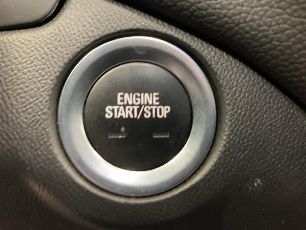 used 2022 Chevrolet Equinox car, priced at $19,995