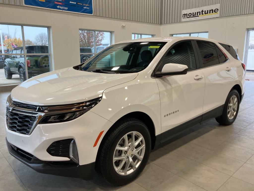 used 2022 Chevrolet Equinox car, priced at $19,995