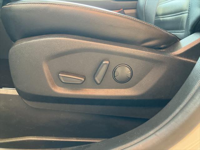 used 2020 Ford Edge car, priced at $18,900
