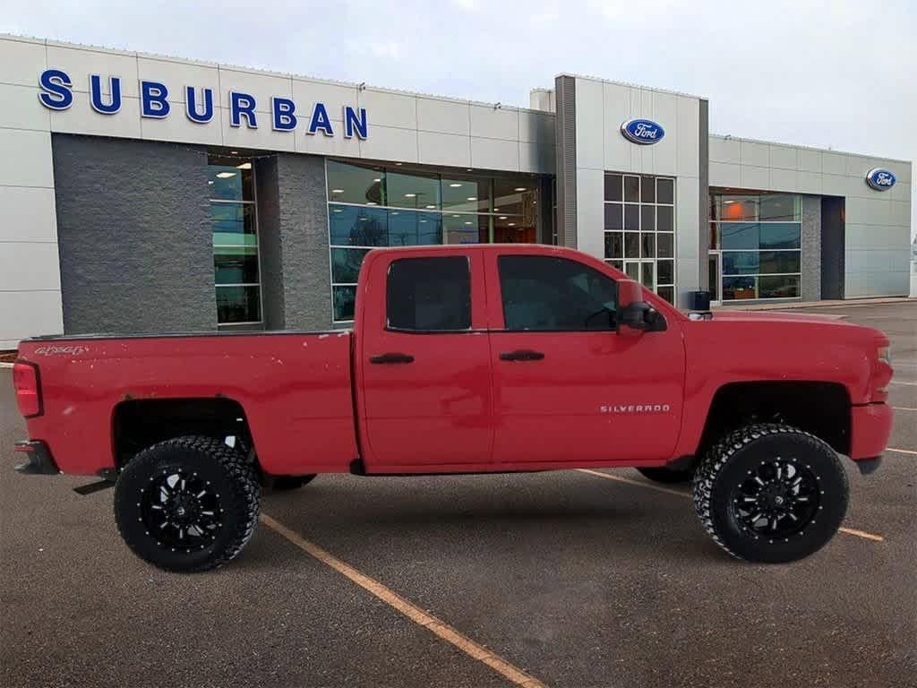 used 2017 Chevrolet Silverado 1500 car, priced at $18,900