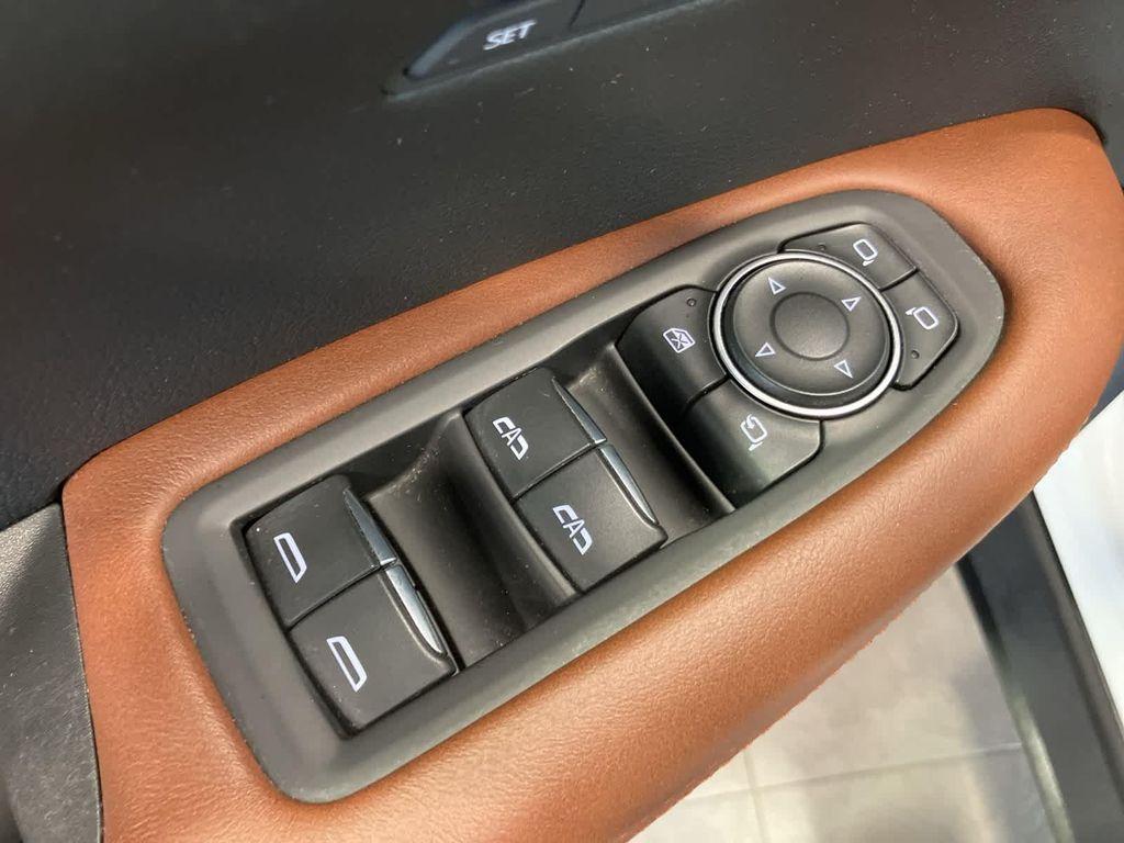 used 2021 Cadillac XT5 car, priced at $29,495