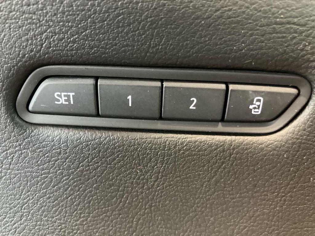 used 2021 Cadillac XT5 car, priced at $29,495