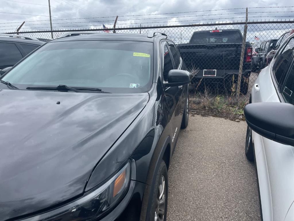 used 2019 Jeep Cherokee car, priced at $13,600