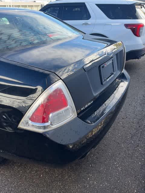 used 2006 Ford Fusion car, priced at $1,900